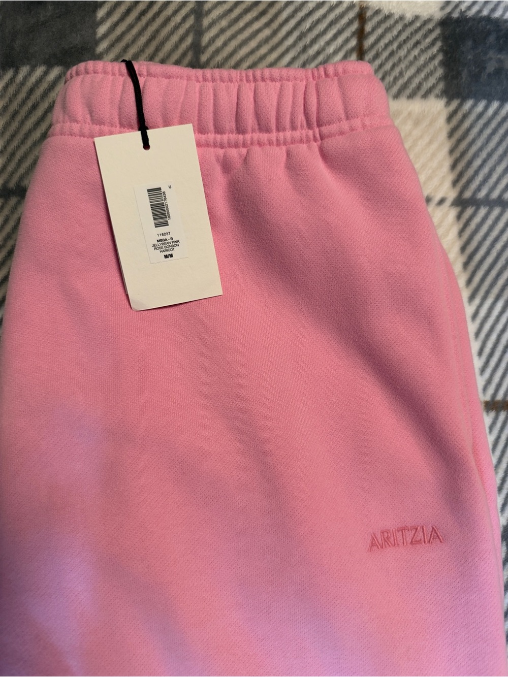 Aritzia Jellybean pink mega  jogger NWT - Picture 7 of 7